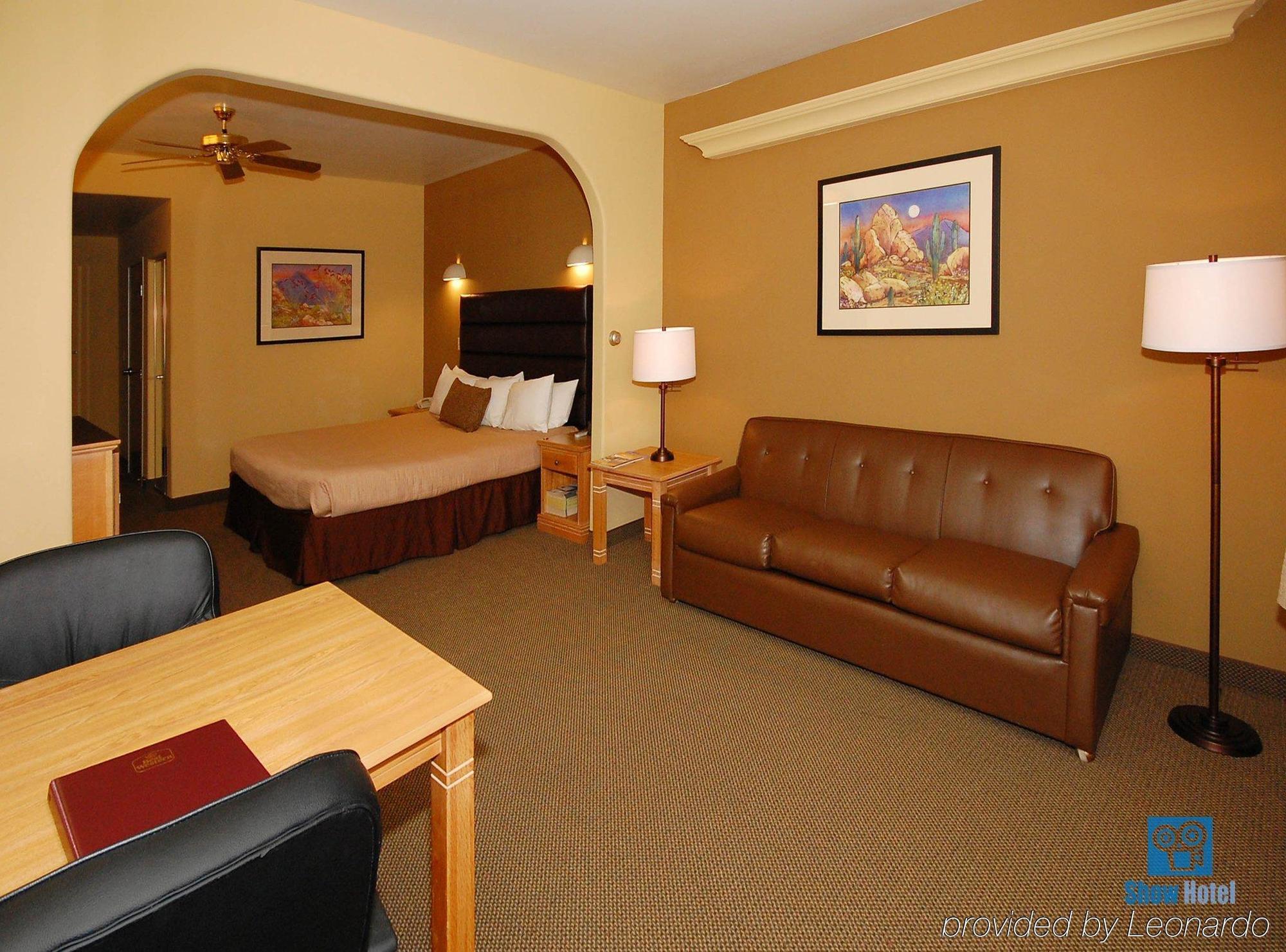 Quality & Phoenix Nw - Sun Hotel Youngtown